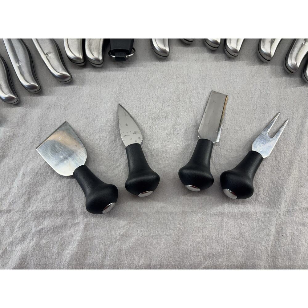 Knife Block With Knives, Poultry Shears, Fork, And Sharpener By Phillipe Richard - Picture 9 of 13